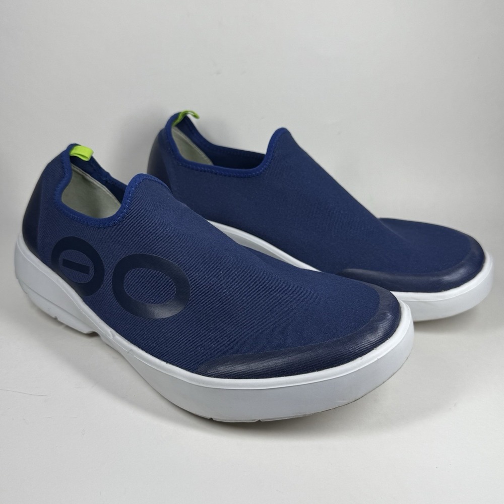 OOFOS Men's Size 11.5 EU 44.5 Blue Oomg eeZee Low Top Recovery Comfort Shoes